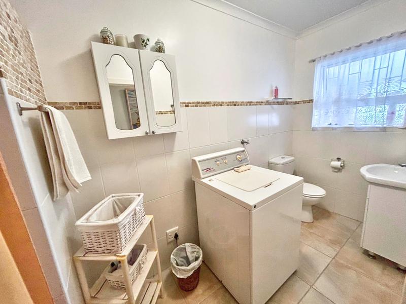 4 Bedroom Property for Sale in Stilbaai Wes Western Cape